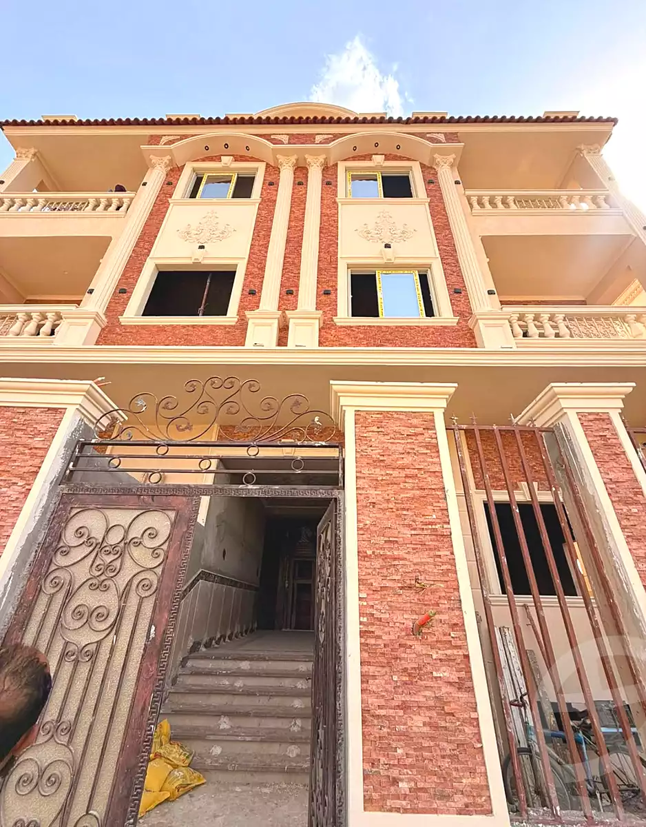 https://aqarmap.com.eg/en/listing/7334429-for-sale-cairo-new-cairo-ganob-el-akadamiya-south-academy-b-taha-hussein-st