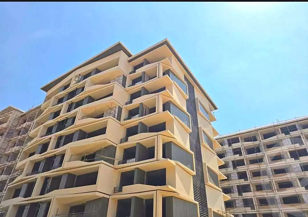 https://aqarmap.com.eg/ar/listing/7334518-for-sale-cairo-new-administrative-capital-r7-midtown-sky
