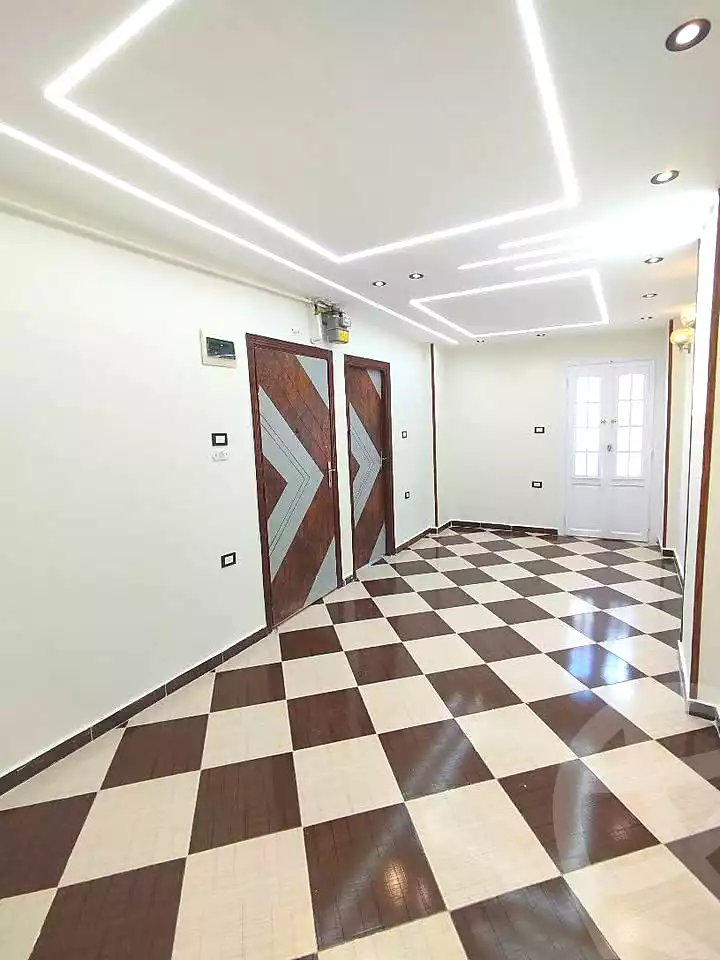 https://aqarmap.com.eg/en/listing/7334594-for-sale-alexandria-lsywf-el-falki