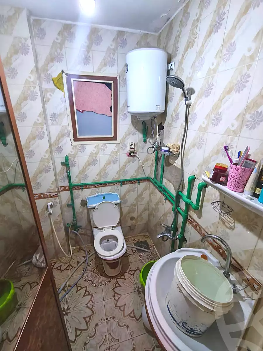 https://aqarmap.com.eg/en/listing/7334605-for-sale-alexandria-al-agamy-el-hanouvel-radwan-st