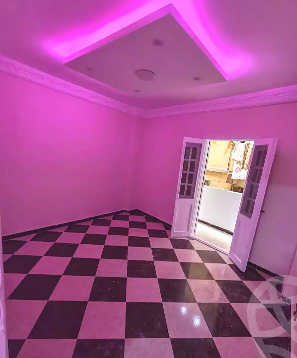 https://aqarmap.com.eg/en/listing/7335117-for-sale-alexandria-al-agamy-el-hanouvel-radwan-st