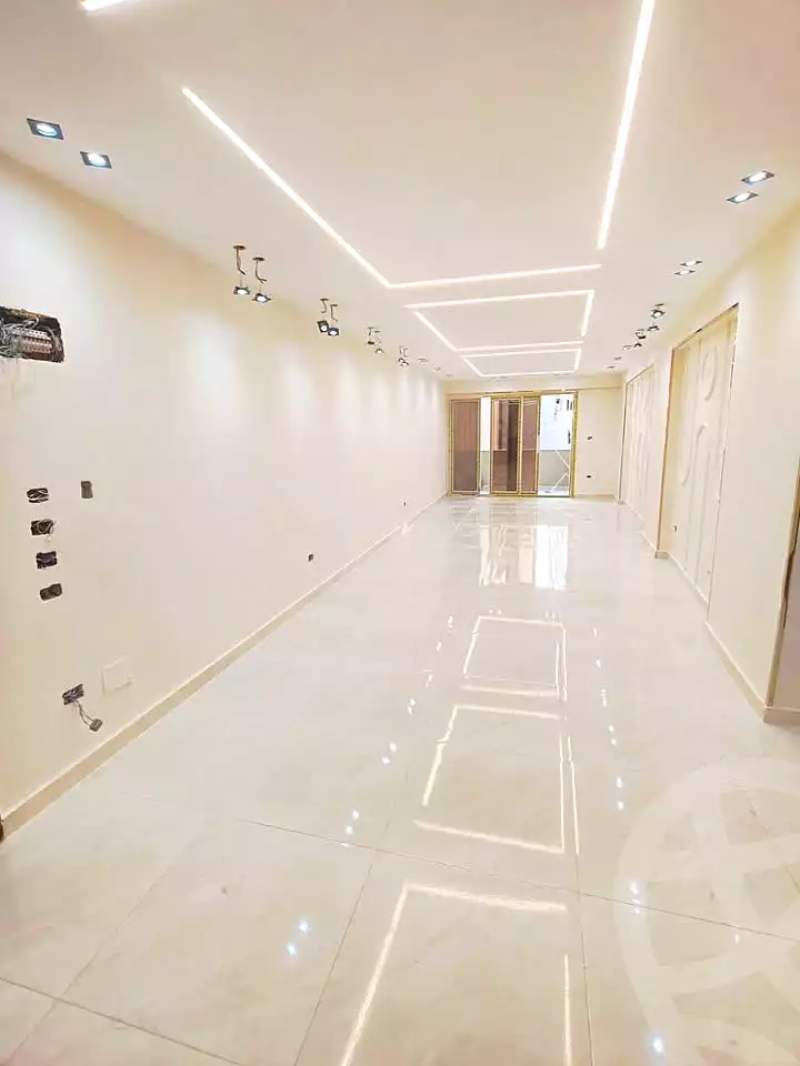 https://aqarmap.com.eg/ar/listing/7335216-for-sale-alexandria-sydy-bshr-sydy-bshr-bhry-gamal-abd-el-nasir-st
