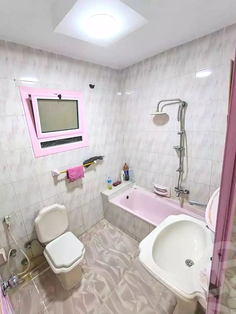 https://aqarmap.com.eg/ar/listing/7335362-for-sale-alexandria-al-agamy-el-hanouvel