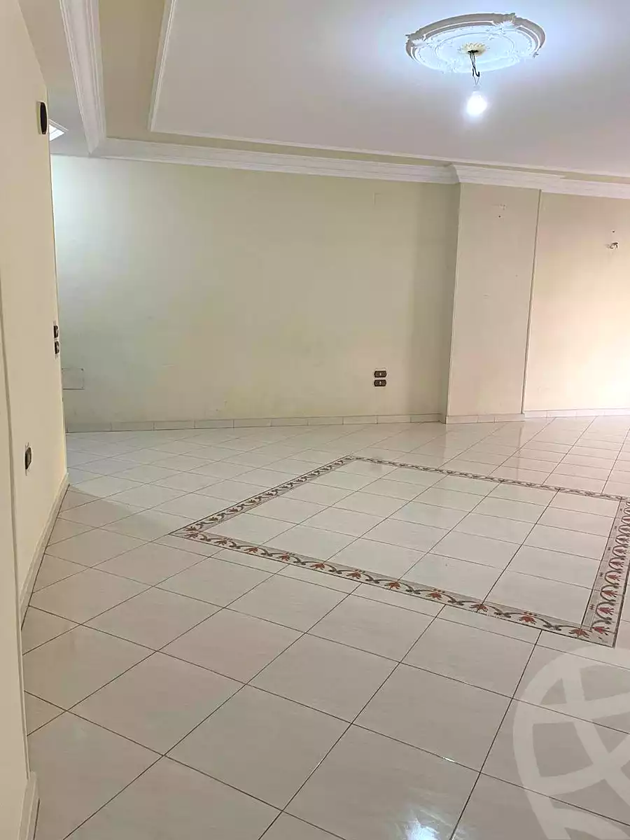 https://aqarmap.com.eg/en/listing/7335602-for-sale-cairo-hadayek-el-ahram-khufu-gate