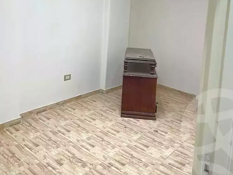 https://aqarmap.com.eg/ar/listing/7335952-for-sale-alexandria-moharram-bey-al-kawashi-st