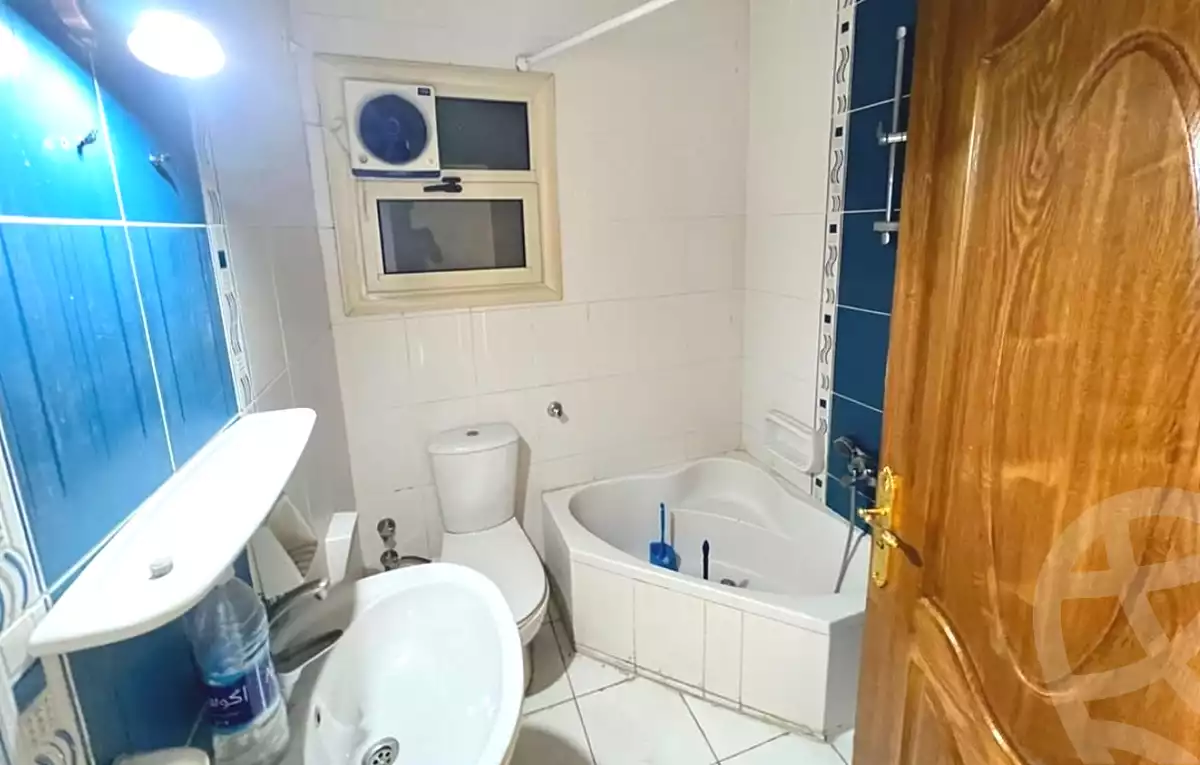 https://aqarmap.com.eg/en/listing/7336689-for-rent-alexandria-ganaklis-shr-bw-qyr-tryq-lhry