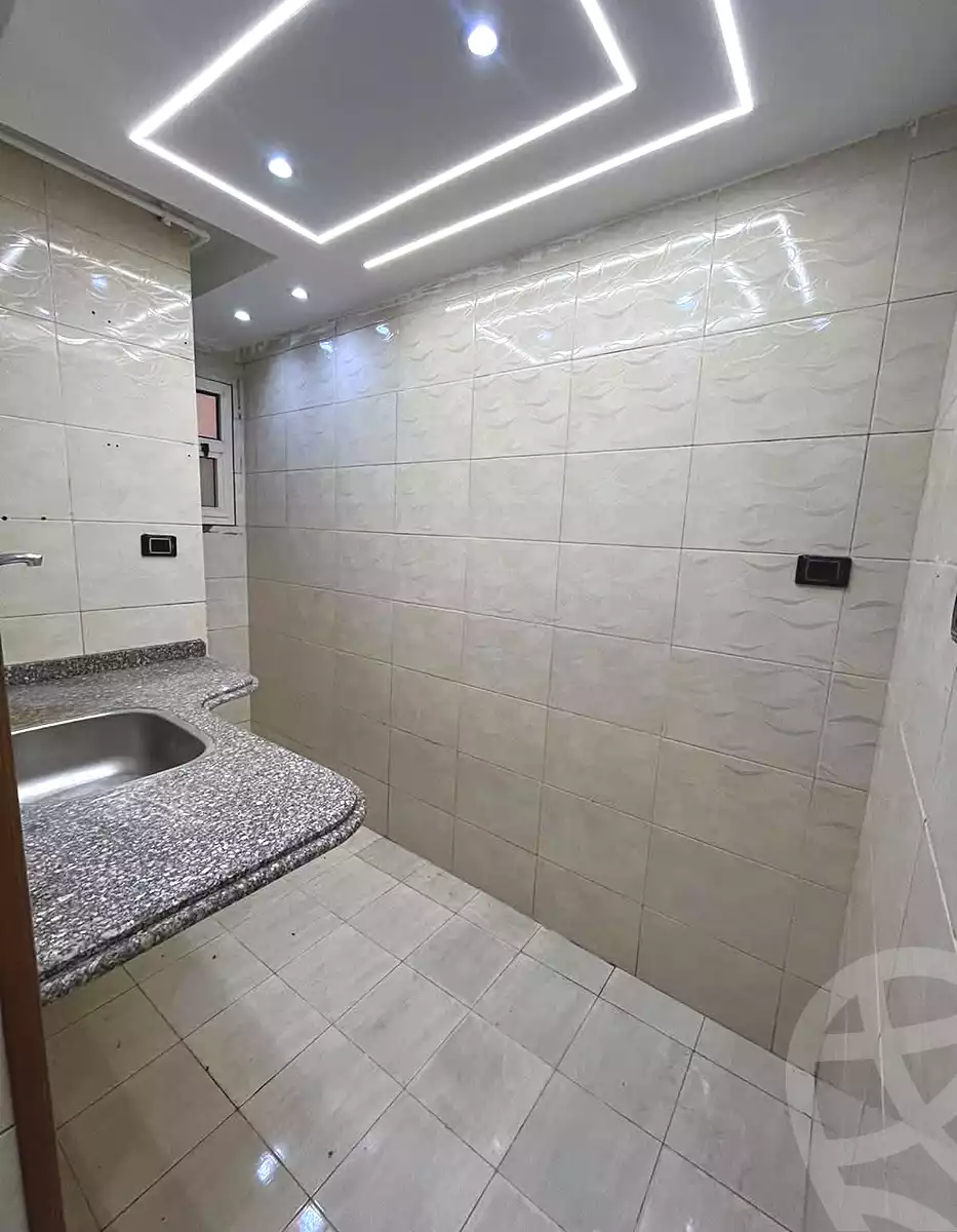 https://aqarmap.com.eg/en/listing/7337199-for-sale-alexandria-lsywf-el-falki