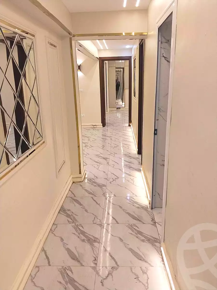 https://aqarmap.com.eg/ar/listing/7337353-for-sale-alexandria-sydy-bshr-sydy-bshr-bhry-shr-mhmd-njyb