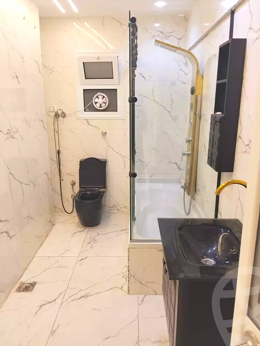 https://aqarmap.com.eg/ar/listing/7337353-for-sale-alexandria-sydy-bshr-sydy-bshr-bhry-shr-mhmd-njyb
