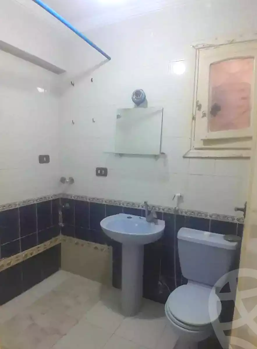 https://aqarmap.com.eg/ar/listing/7337410-for-sale-alexandria-sydy-bshr-sydy-bshr-bhry-shr-mhmwd-l-yswy