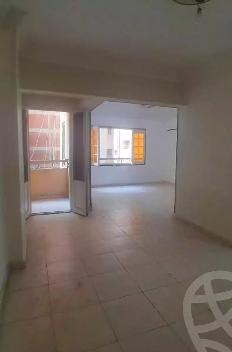 https://aqarmap.com.eg/ar/listing/7337410-for-sale-alexandria-sydy-bshr-sydy-bshr-bhry-shr-mhmwd-l-yswy