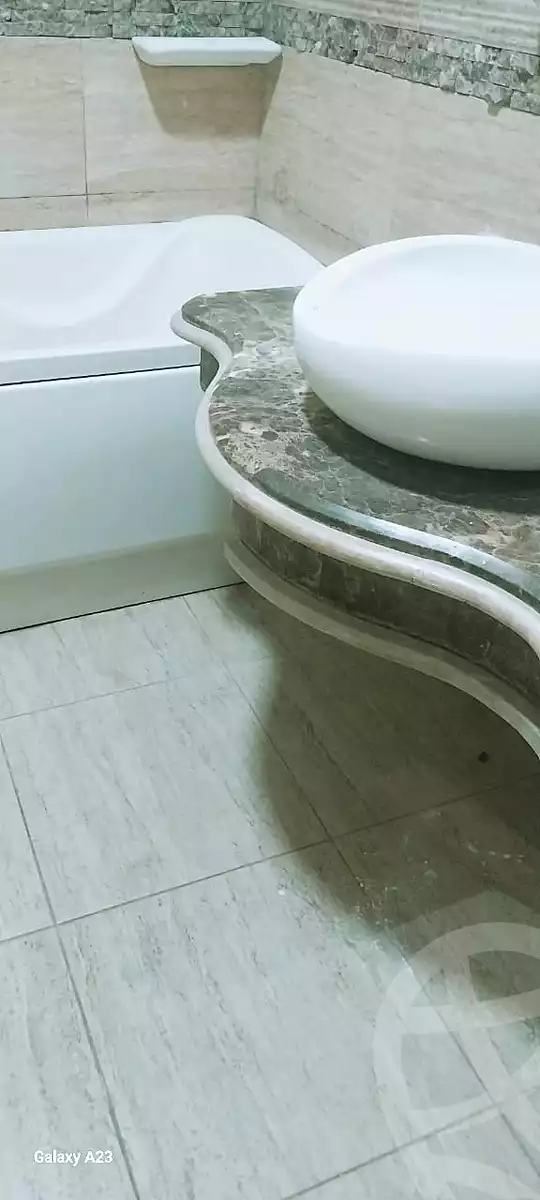 https://aqarmap.com.eg/ar/listing/7337610-for-rent-cairo-faisal-el-maryotyah-kabeish-rd-el-hedaya-st