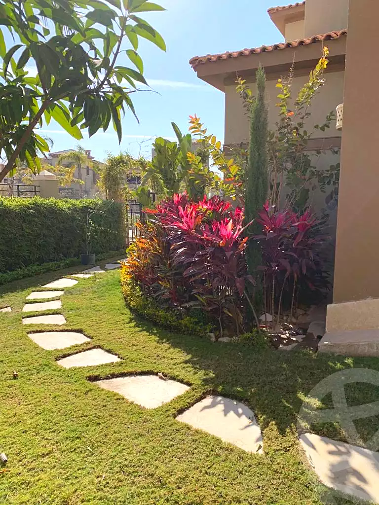https://aqarmap.com.eg/en/listing/7337734-for-sale-cairo-new-cairo-compounds-palm-hills-kattameya