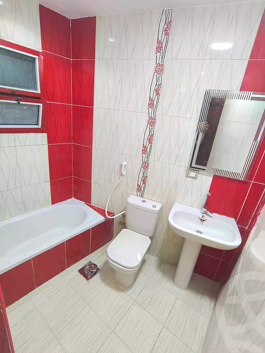 https://aqarmap.com.eg/en/listing/7337989-for-sale-alexandria-el-asafra