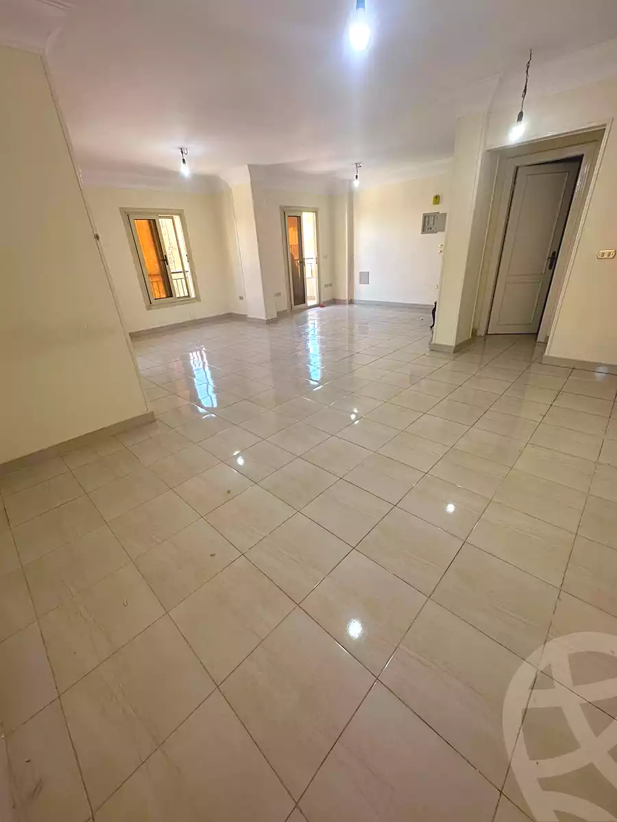 https://aqarmap.com.eg/ar/listing/7338031-for-rent-cairo-6th-of-october-el-ahyaa-neighborhood-1st-al-maahad