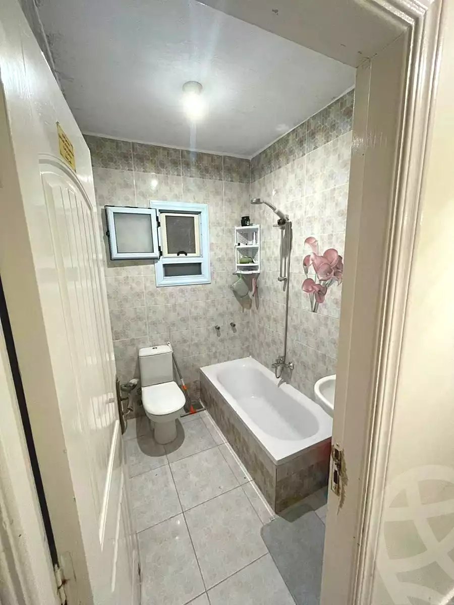 https://aqarmap.com.eg/ar/listing/7338065-for-sale-alexandria-el-zaherya-hagar-el-nawateyah