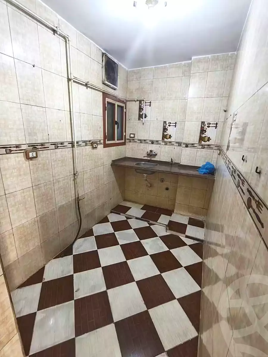 https://aqarmap.com.eg/ar/listing/7338421-for-sale-alexandria-al-agamy-el-hanouvel-kasr-al-quiri-st-1