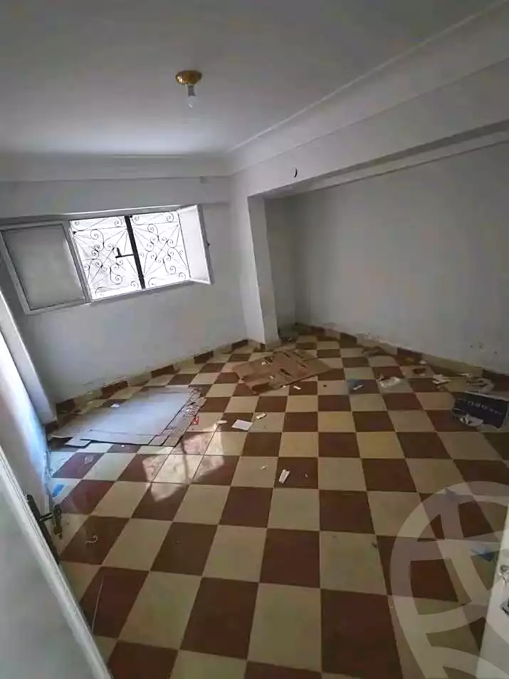 https://aqarmap.com.eg/en/listing/7338431-for-sale-alexandria-al-agamy-el-hanouvel-el-salam-st