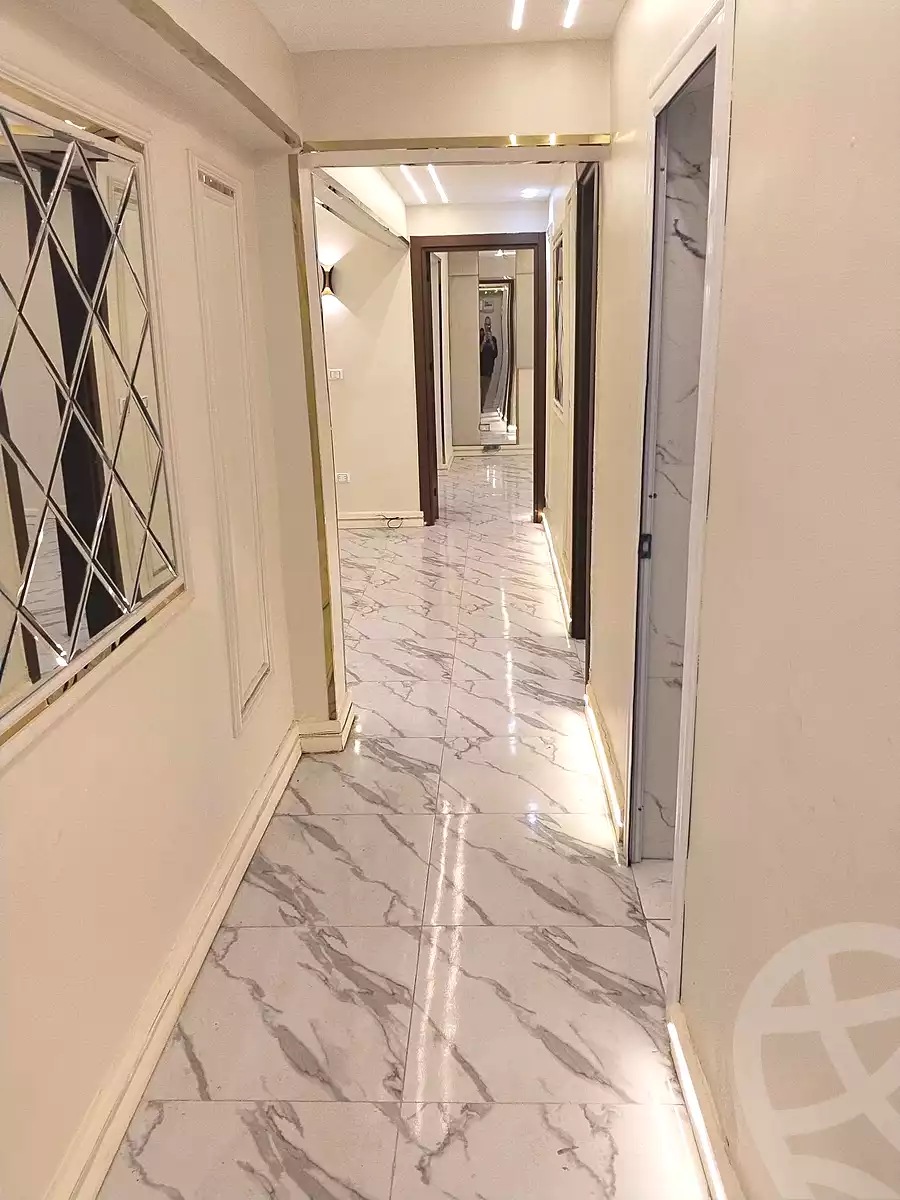 https://aqarmap.com.eg/ar/listing/7338520-for-sale-alexandria-sydy-bshr-sydy-bshr-bhry-shr-mhmd-njyb