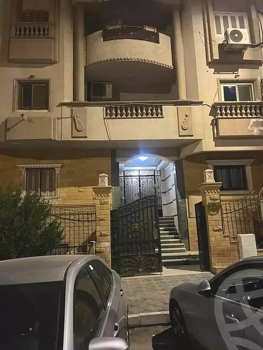 https://aqarmap.com.eg/ar/listing/7338675-for-sale-cairo-new-cairo-el-narges-el-narges-omarat-street-79