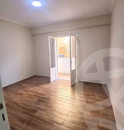 https://aqarmap.com.eg/ar/listing/7338817-for-sale-alexandria-el-asafra-ahmed-tiesser-st