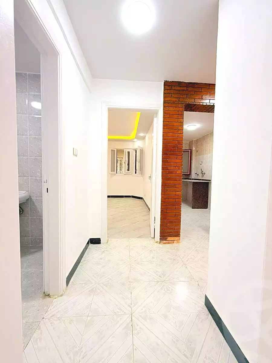 https://aqarmap.com.eg/ar/listing/7338838-for-sale-alexandria-al-agamy-shataa-el-nakheel