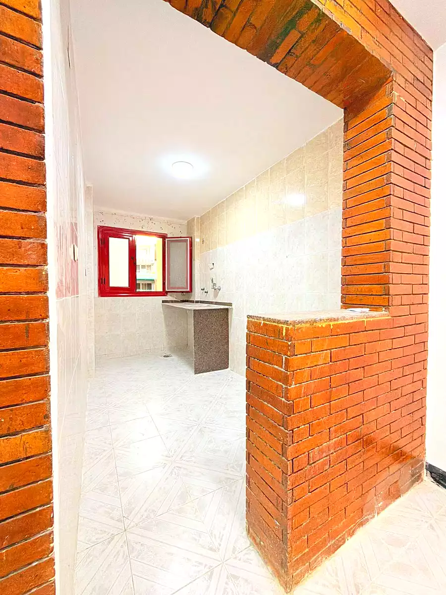 https://aqarmap.com.eg/ar/listing/7338838-for-sale-alexandria-al-agamy-shataa-el-nakheel