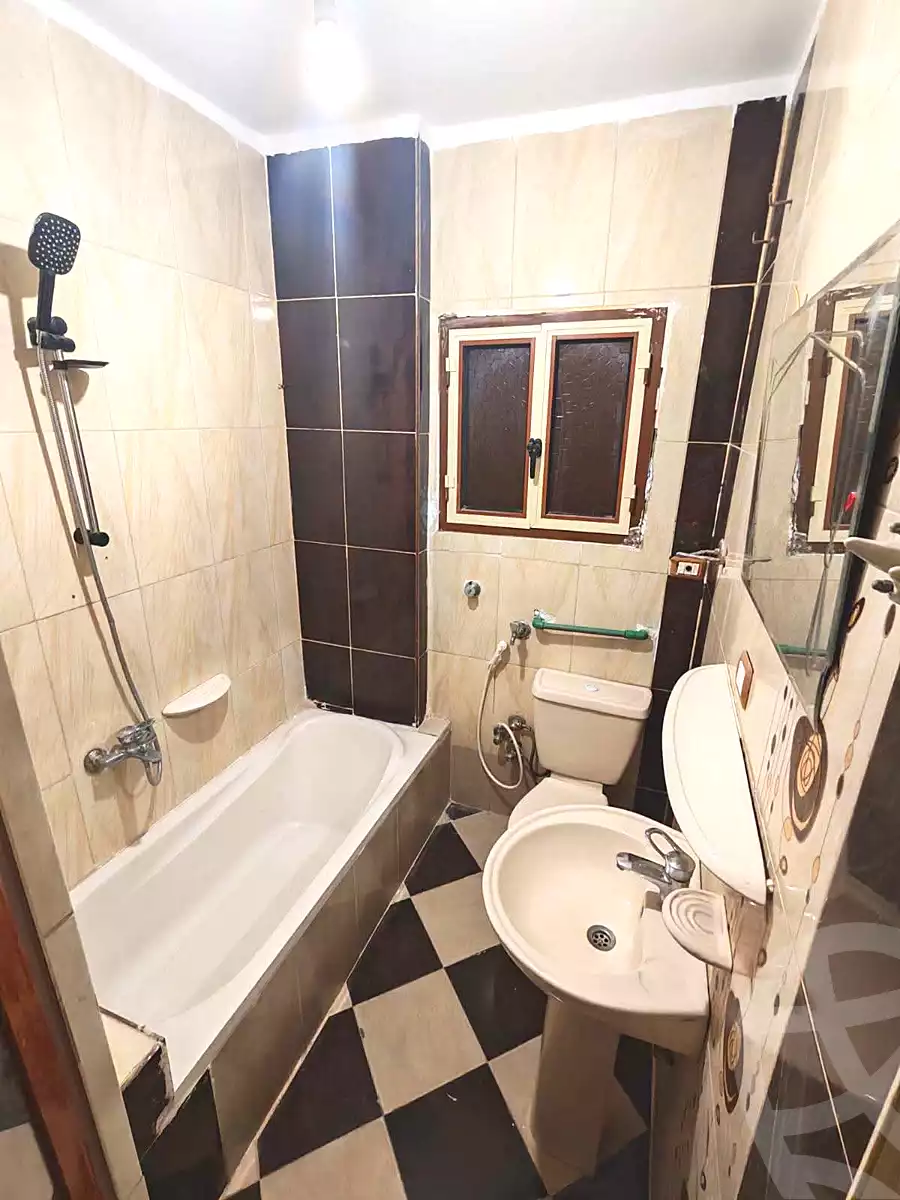https://aqarmap.com.eg/en/listing/7338862-for-sale-alexandria-al-agamy-el-hanouvel-kasr-al-quiri-st-1