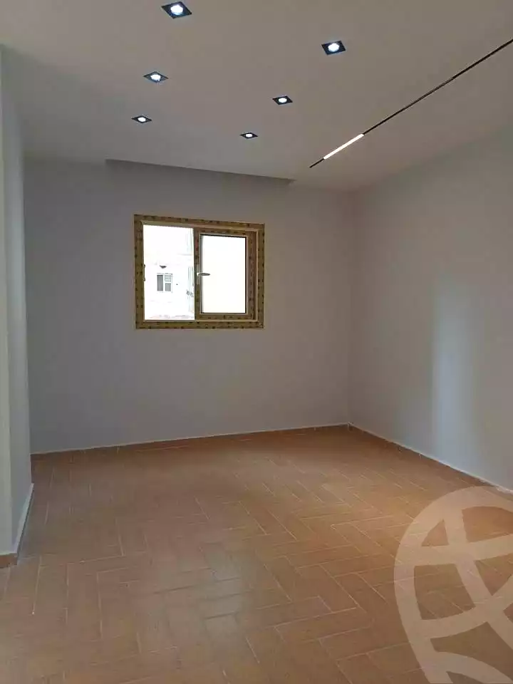 https://aqarmap.com.eg/ar/listing/7338928-for-sale-alexandria-sydy-bshr-sydy-bshr-bhry-gamal-abd-el-nasir-st