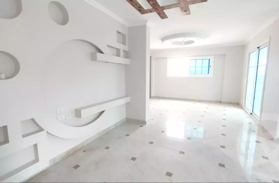 https://aqarmap.com.eg/ar/listing/7338981-for-rent-alexandria-el-montazah
