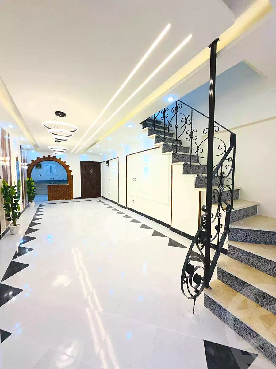 https://aqarmap.com.eg/ar/listing/7339067-for-sale-alexandria-al-agamy-shataa-el-nakheel