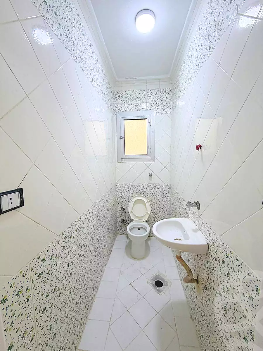 https://aqarmap.com.eg/ar/listing/7339067-for-sale-alexandria-al-agamy-shataa-el-nakheel
