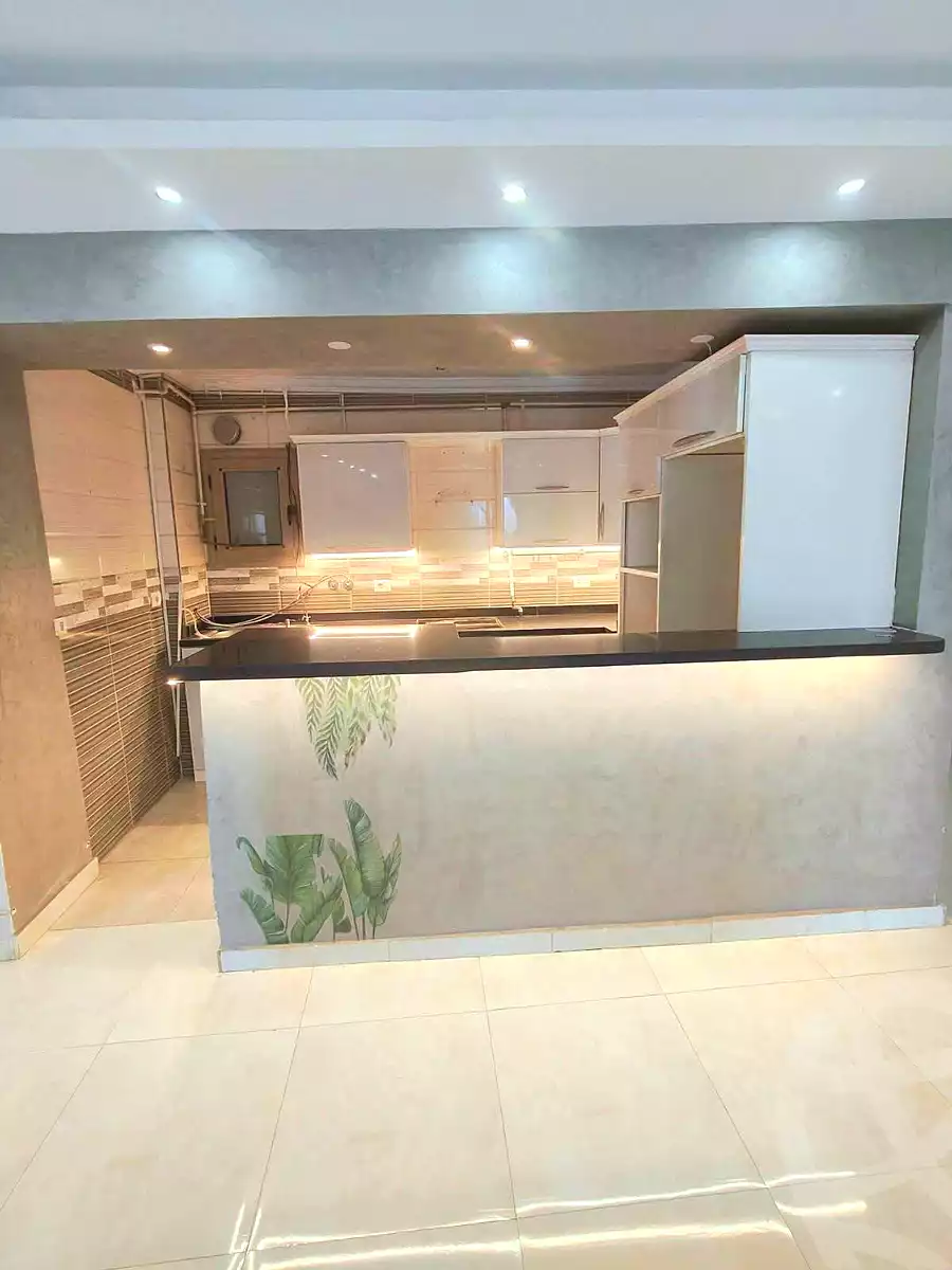 https://aqarmap.com.eg/en/listing/7339117-for-sale-alexandria-sydy-bshr-sydy-bshr-bhry-shr-mhmwd-l-yswy
