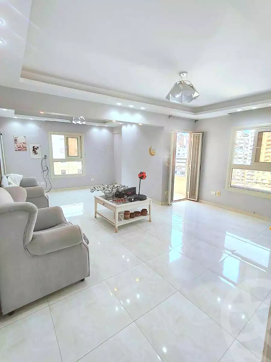 https://aqarmap.com.eg/en/listing/7339117-for-sale-alexandria-sydy-bshr-sydy-bshr-bhry-shr-mhmwd-l-yswy