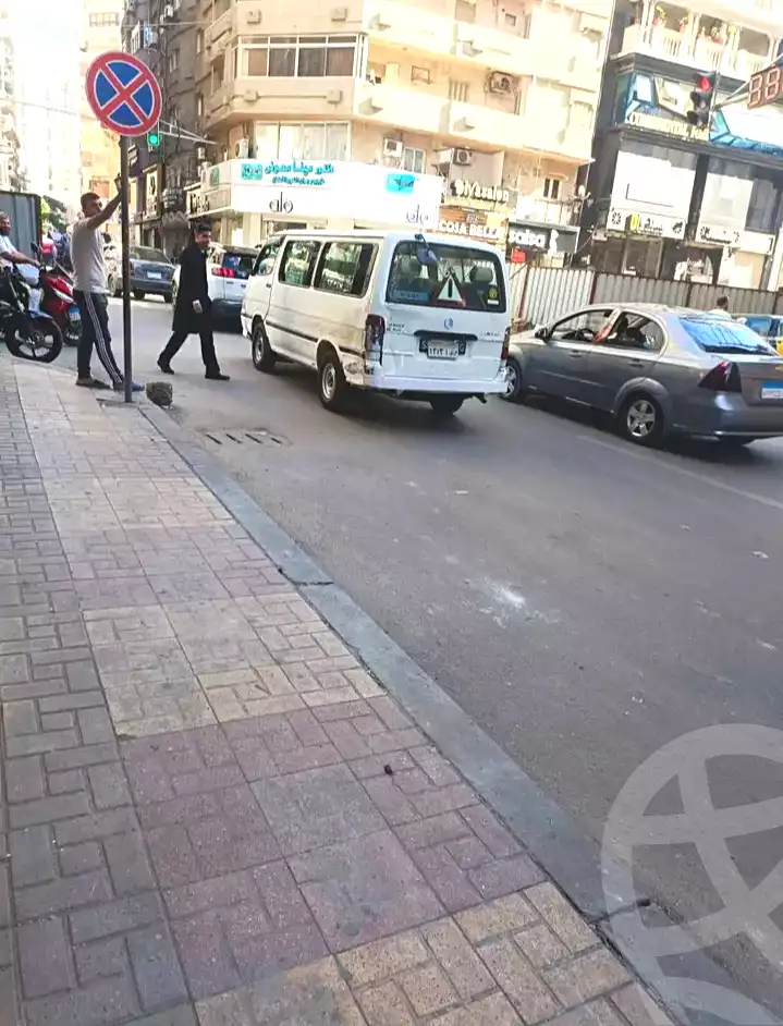 https://aqarmap.com.eg/en/listing/7339196-for-sale-alexandria-lauran-shaarawy-st