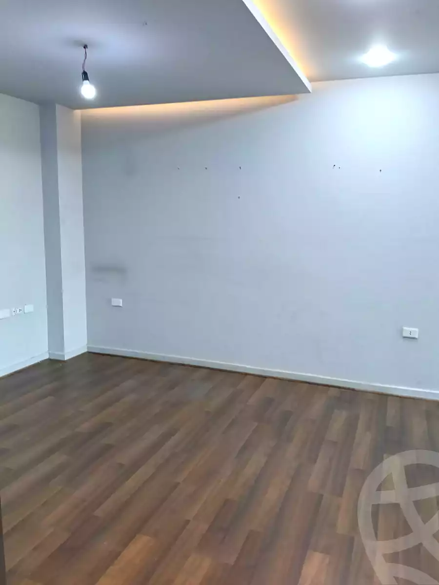 https://aqarmap.com.eg/ar/listing/7339233-for-rent-cairo-el-maadi-compounds-rayhanah-plaza