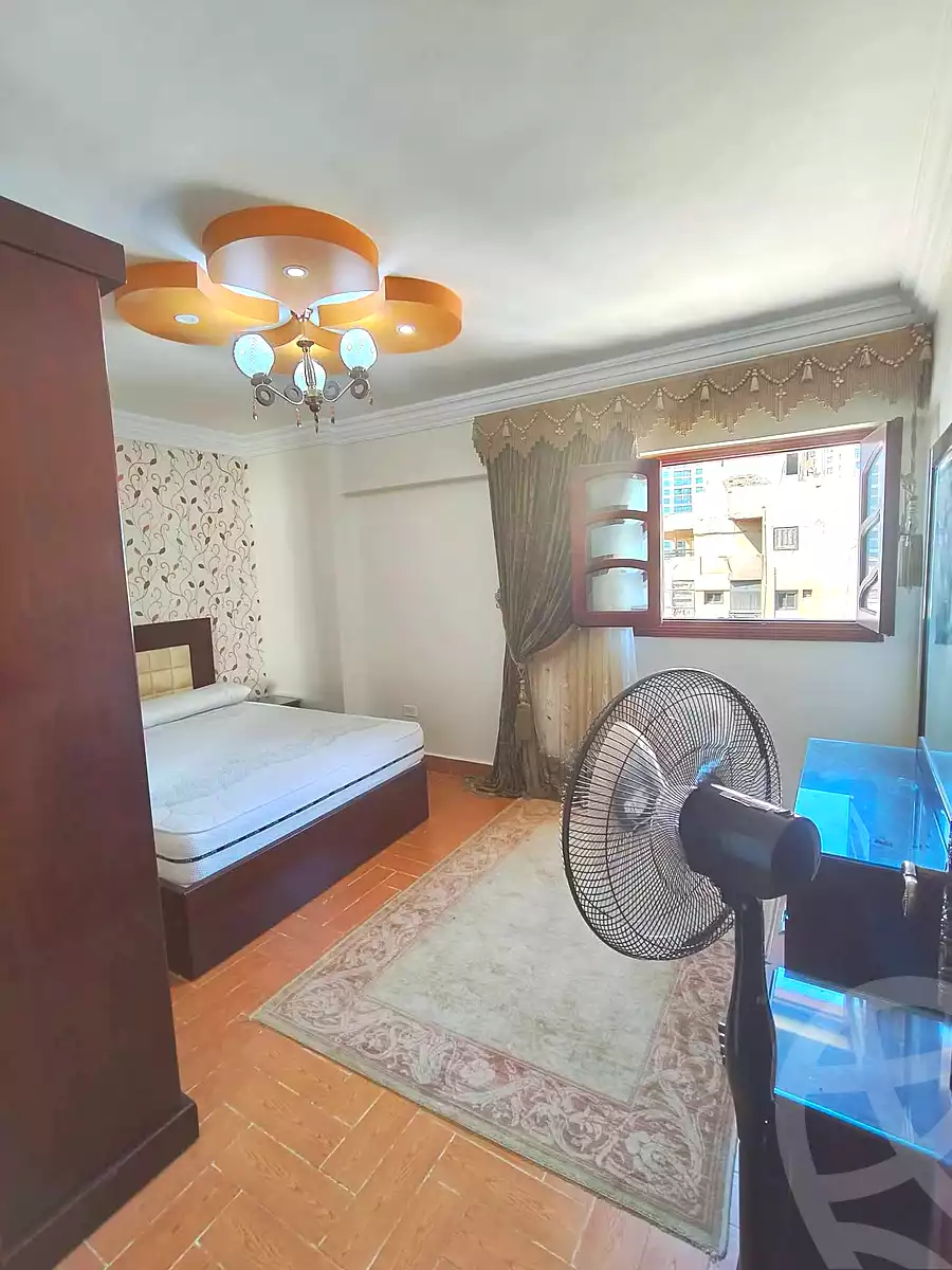 https://aqarmap.com.eg/ar/listing/7339270-for-sale-alexandria-ganaklis
