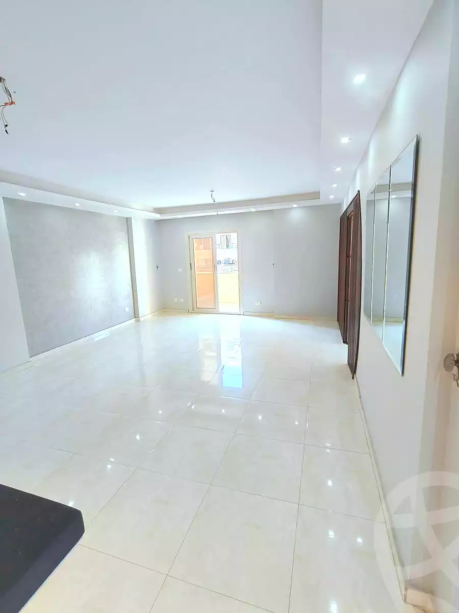 https://aqarmap.com.eg/ar/listing/7339416-for-sale-alexandria-sydy-bshr-sydy-bshr-bhry-shr-mhmwd-l-yswy
