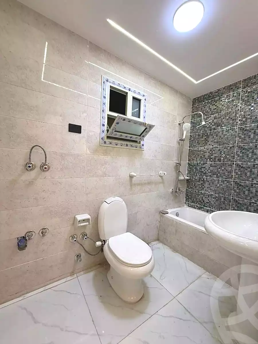 https://aqarmap.com.eg/ar/listing/7339659-for-sale-cairo-ain-shams-jsr-lswys-el-arbaeen-st