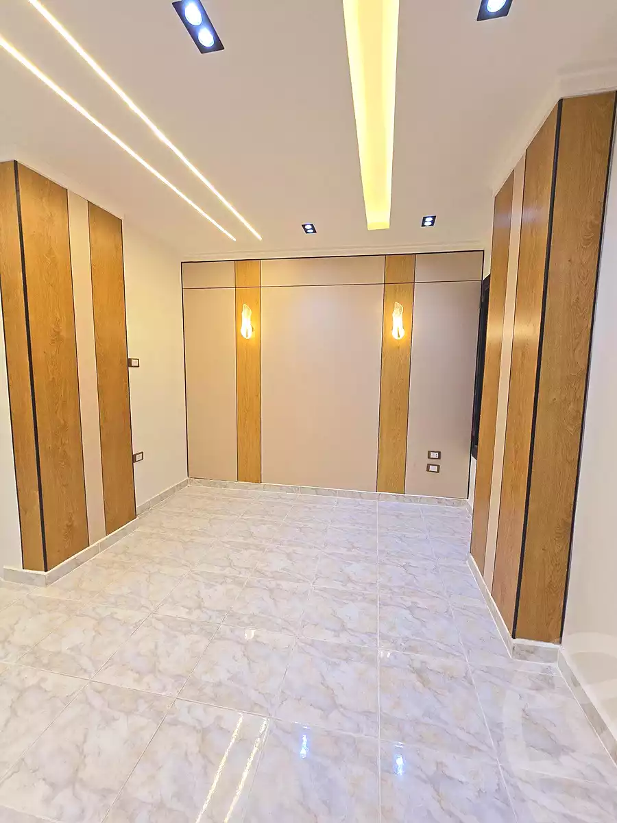 https://aqarmap.com.eg/ar/listing/7339850-for-sale-alexandria-al-agamy-shataa-el-nakheel-street-63