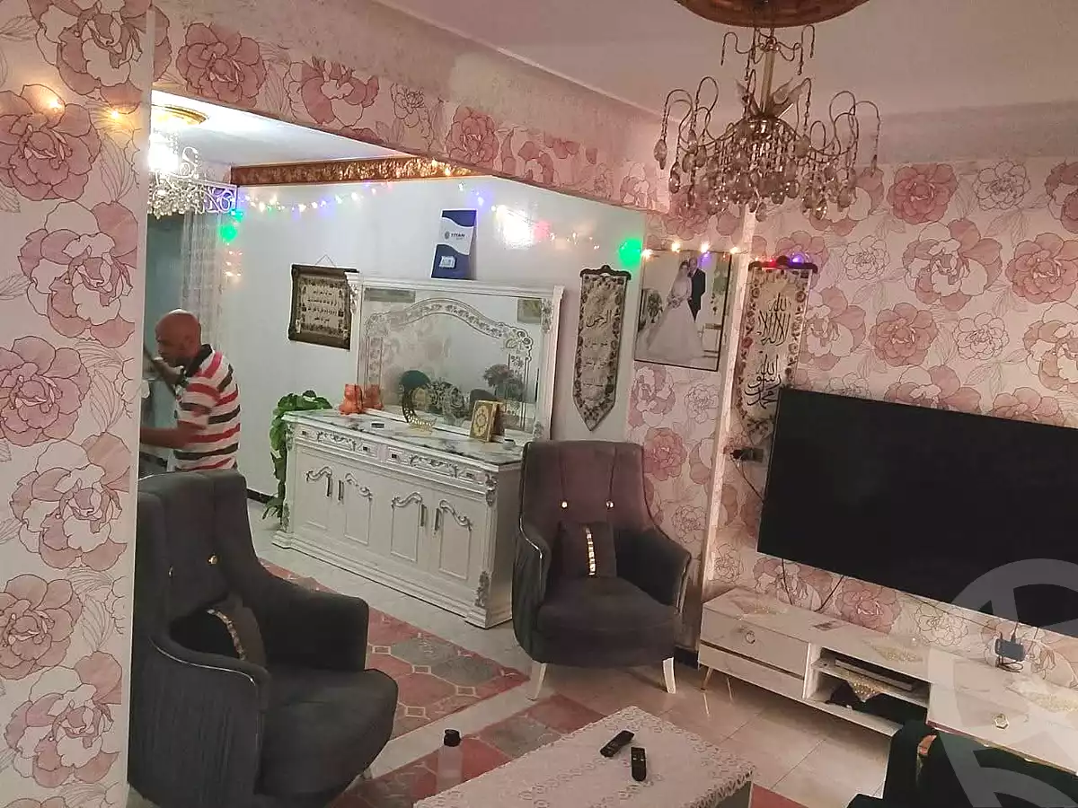 https://aqarmap.com.eg/ar/listing/7340024-for-sale-alexandria-sydy-bshr-sydy-bshr-qbly-el-sadaqa-el-islameya-mosque-st
