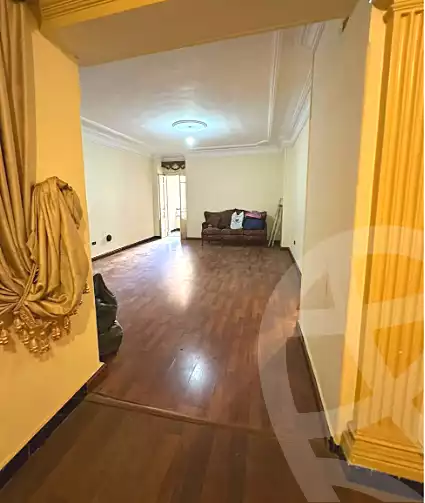 https://aqarmap.com.eg/ar/listing/7340124-for-rent-alexandria-glim