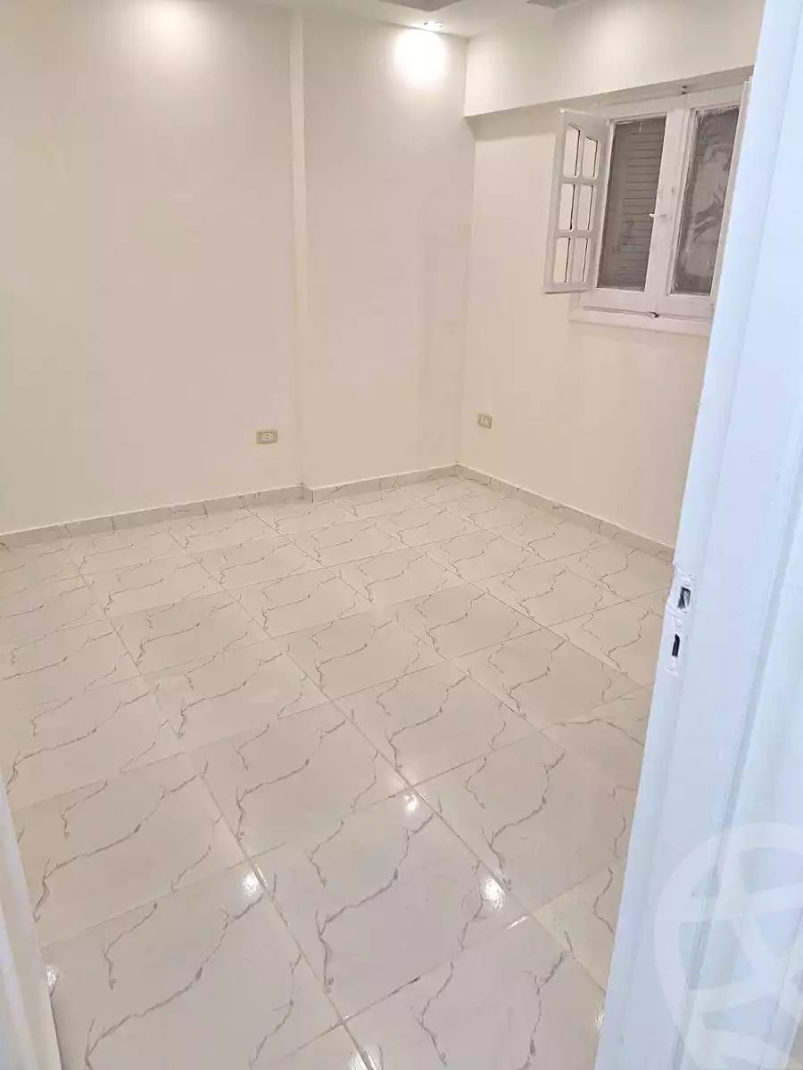https://aqarmap.com.eg/ar/listing/7340150-for-sale-alexandria-el-mandara-shr-jml-bd-lnsr