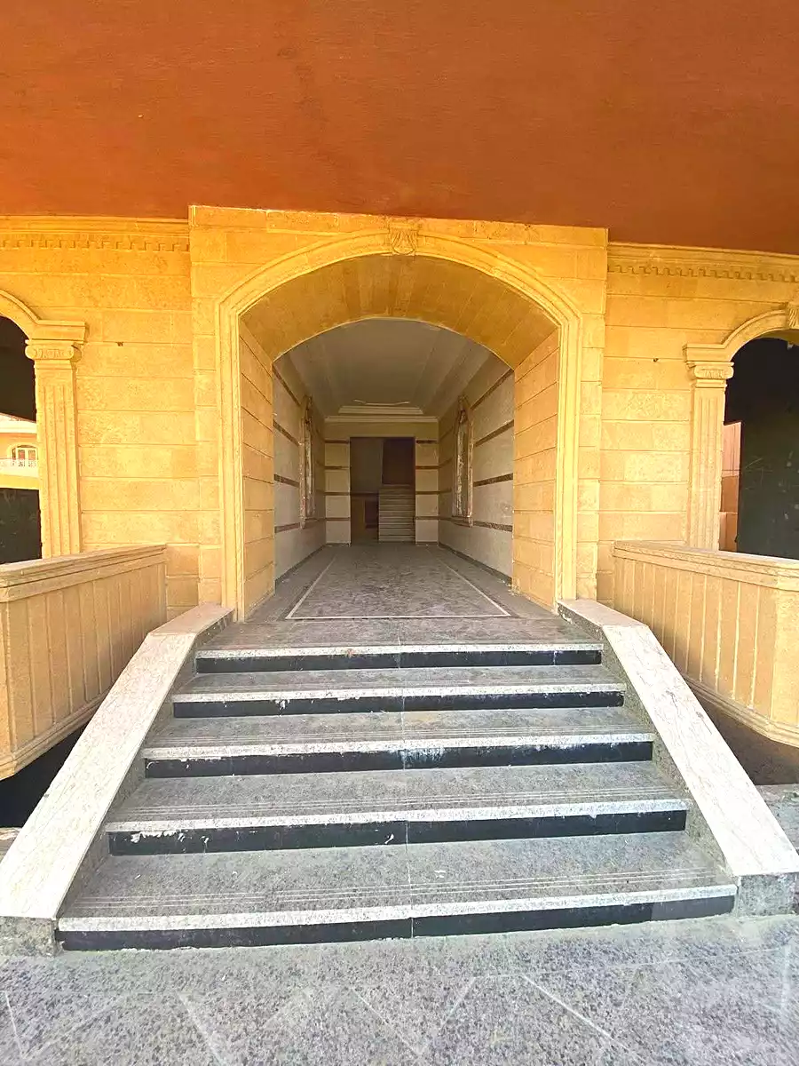 https://aqarmap.com.eg/ar/listing/7340354-for-sale-cairo-new-cairo-el-banafsg-el-banafsag-11-suleiman-al-halabi-st