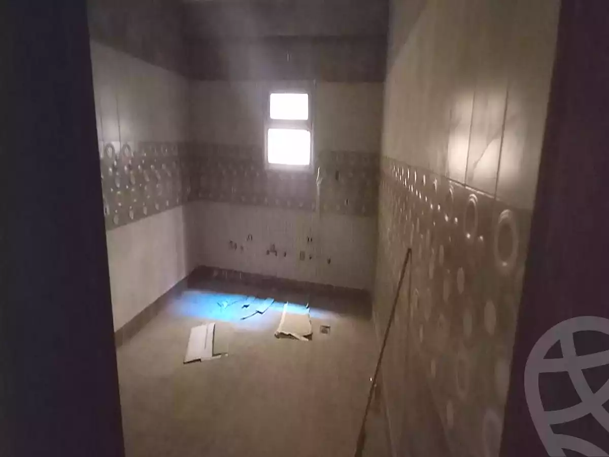 https://aqarmap.com.eg/ar/listing/7340585-for-sale-cairo-new-cairo-compounds-les-rois