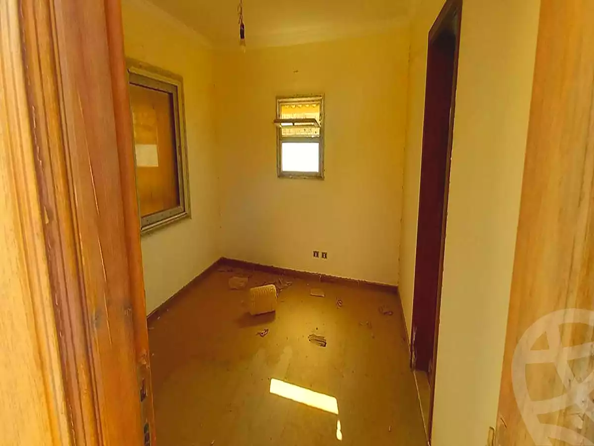 https://aqarmap.com.eg/ar/listing/7340585-for-sale-cairo-new-cairo-compounds-les-rois