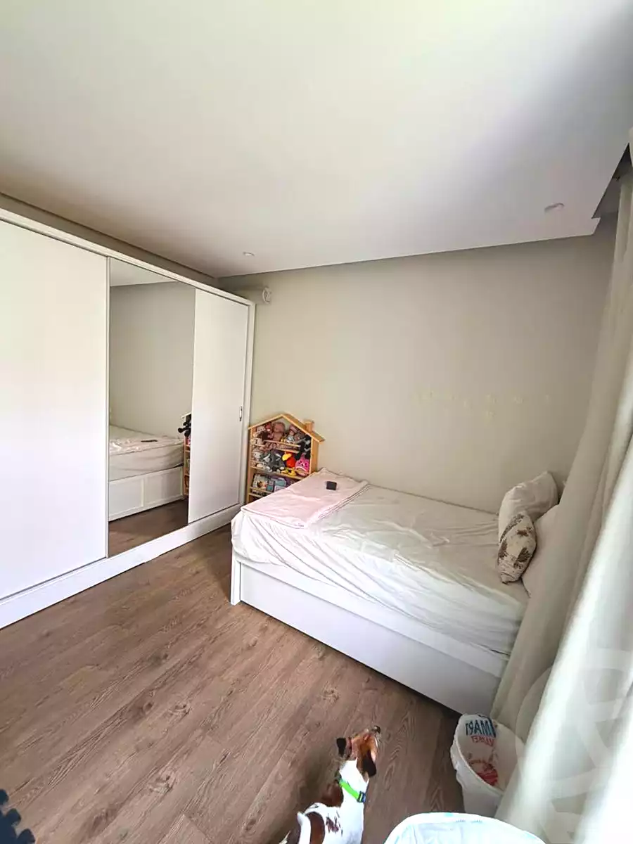 https://aqarmap.com.eg/ar/listing/7340674-for-sale-cairo-new-cairo-compounds-cairo-new-cairo-compounds-regents-park