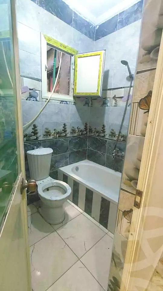 https://aqarmap.com.eg/ar/listing/7340770-for-sale-alexandria-el-asafra-shr-45
