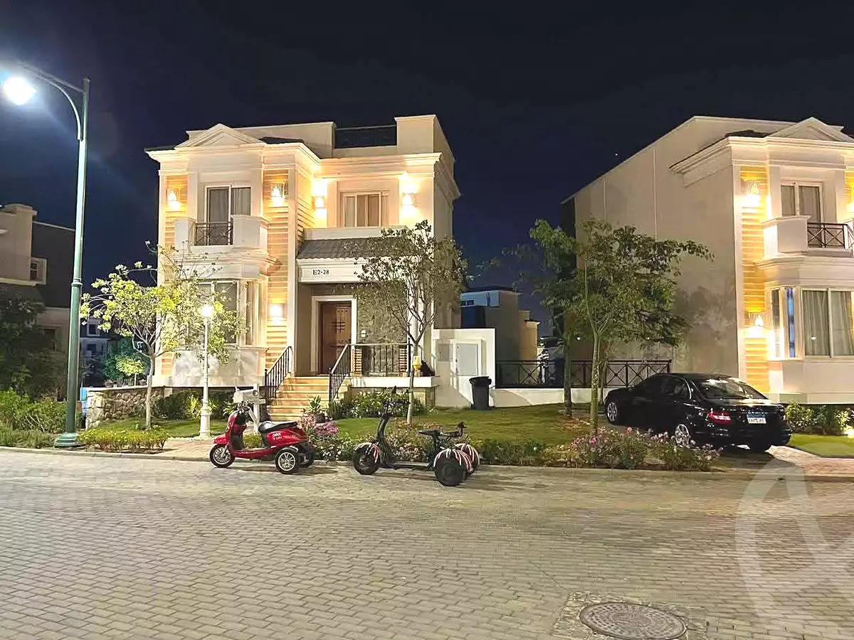 https://aqarmap.com.eg/ar/listing/7340625-for-sale-cairo-new-cairo-compounds-mwntn-fyw-y-syty-club-park-mountain-view-icity