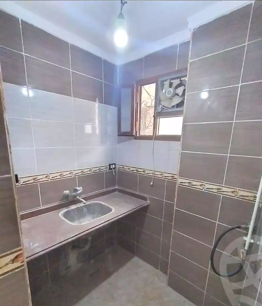 https://aqarmap.com.eg/en/listing/7340859-for-sale-alexandria-lsywf-el-falki